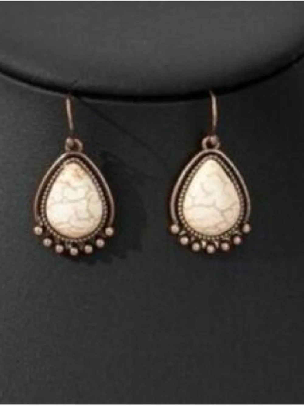 Teardrop Stone Dangle Earrings M1836